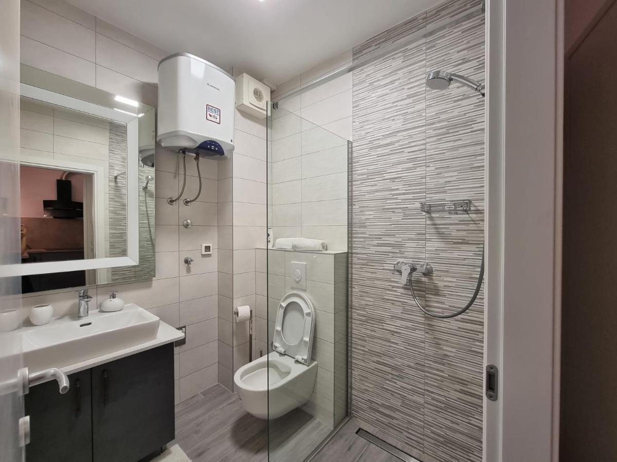 Booking Beautifull Studio Apartment Bell With Balcony And Sea View In Zadar Exteriér fotografie